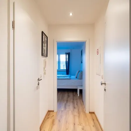 Apartment Cozy 2-room With Wifi & Sky *