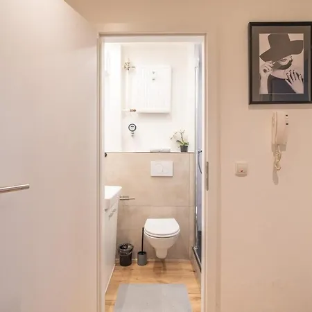 Apartment Cozy 2-room With Wifi & Sky Koblenz (Rhineland-Palatinate)